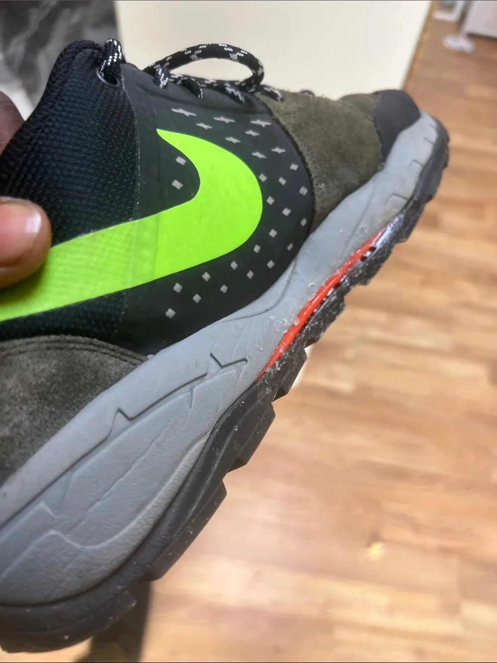 Nike Men's Olive Green and Volt Low-Top Sneakers ACG